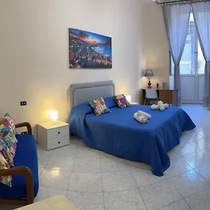  Bed & Breakfast Una Terrazza Sulla Galleria Umberto