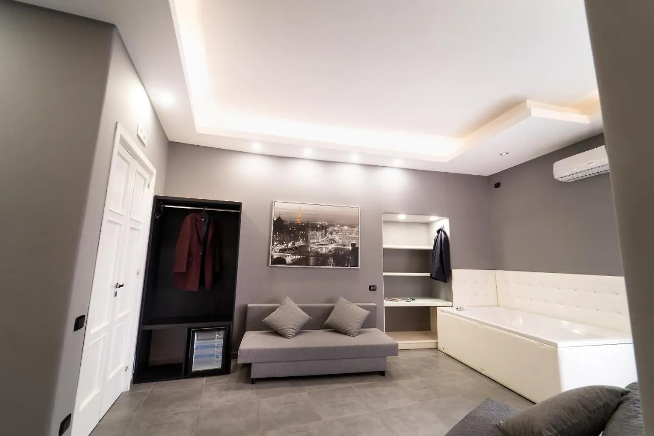 Royal Art H Spaccanapoli, By Clapa Group Italy